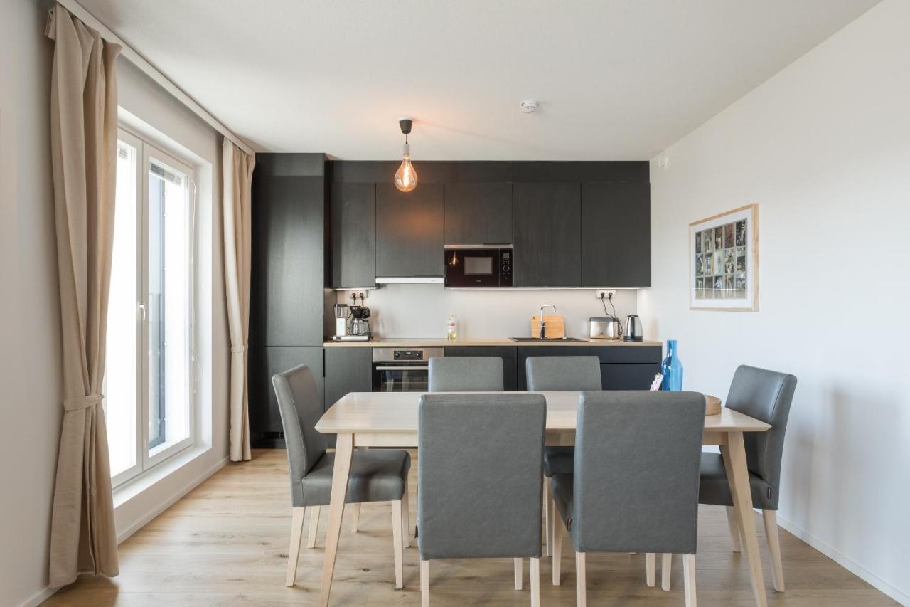 Riverside Lux With 2 Bedrooms, Car Park Garage And Sauna *