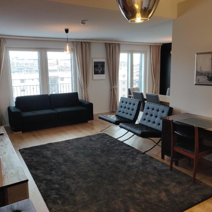 Riverside Lux With 2 Bedrooms, Car Park Garage And Sauna Turku
