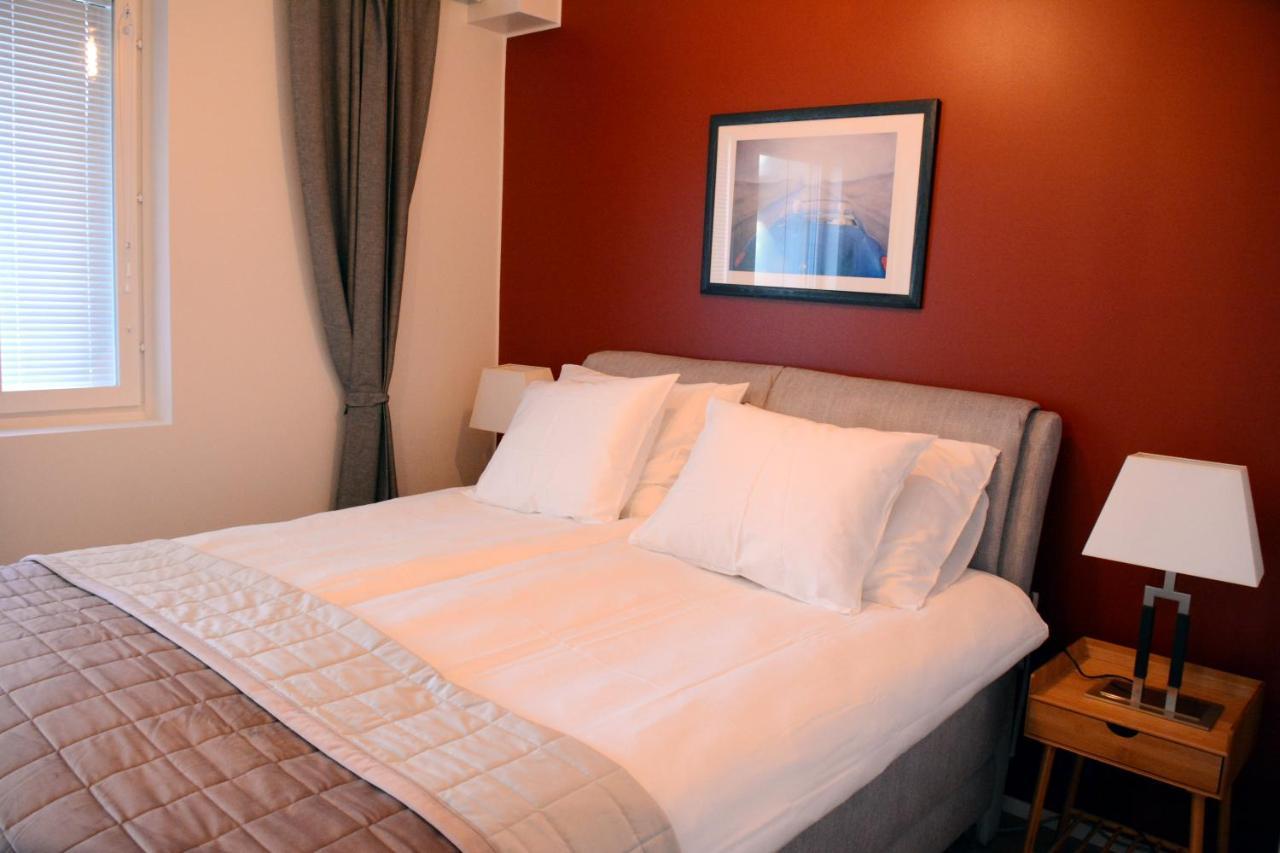 Riverside Lux With 2 Bedrooms, Car Park Garage And Sauna Apartment Turku