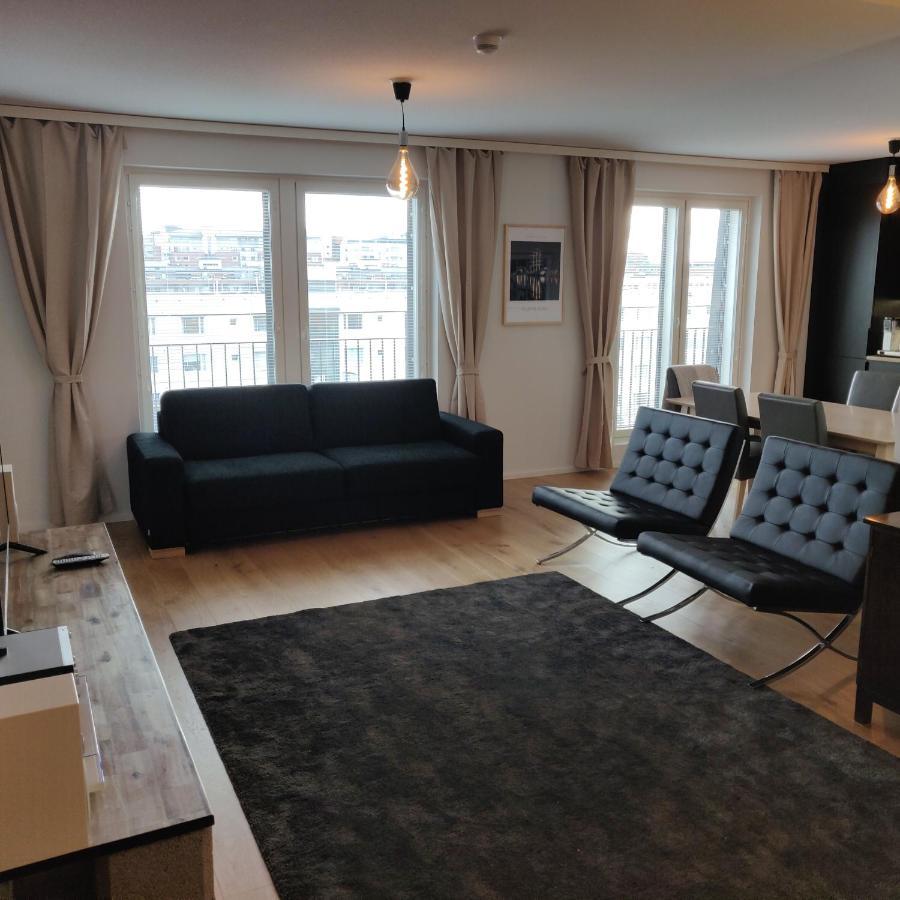 Apartment Riverside Lux With 2 Bedrooms, Car Park Garage And Sauna