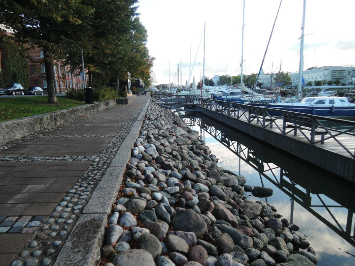 Apartment Riverside Lux With 2 Bedrooms, Car Park Garage And Sauna Turku