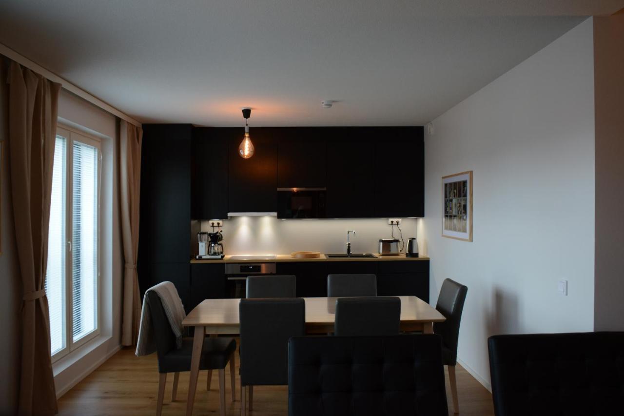 Riverside Lux With 2 Bedrooms, Car Park Garage And Sauna *