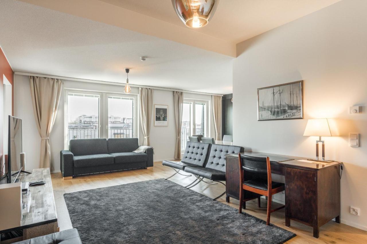 Riverside Lux With 2 Bedrooms, Car Park Garage And Sauna Apartment